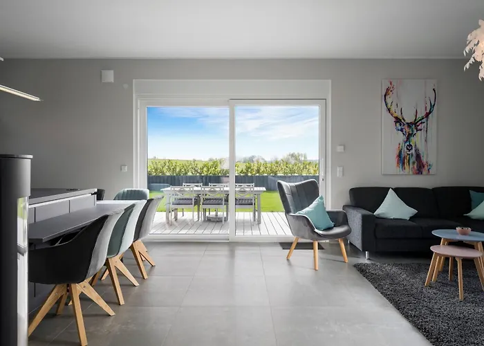 Duncan House Mit Kamin Und Garten Feriehus